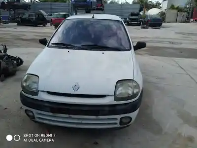 Здавання транспортного засобу renault clio ii fase i (b/cbo) 1.9 d alize року 2001 потужний d-f8q k6