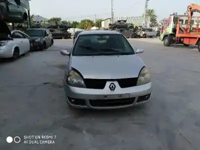 Здавання транспортного засобу renault clio ii fase ii (b/cb0) authentique року 2001 потужний k9k v7