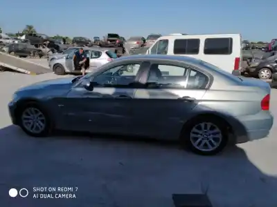 Veículo de Sucata bmw serie 3 berlina (e90) 318i do ano 2001 alimentado n43b20a