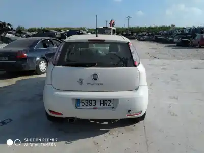 Scrapping Vehicle fiat punto (199) easy of the year 2013 powered 169a4000