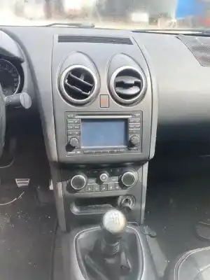 Vehicul casat nissan qashqai (j10) acenta 4x4 al anului 2011 alimentat mr20d