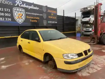 Veículo de Sucata seat cordoba berlina (6k2) stella do ano 2001 alimentado agp