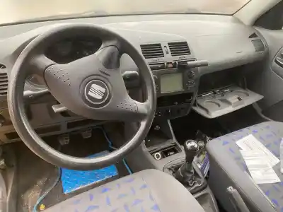 Veículo de Sucata seat cordoba berlina (6k2) stella do ano 2001 alimentado agp