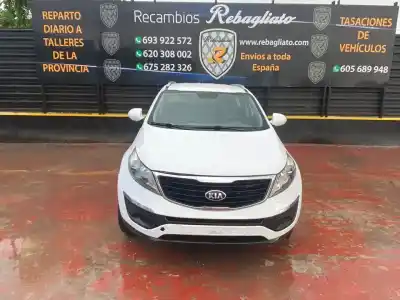 Veículo de Sucata KIA SPORTAGE Concept 4x2 do ano 2014 alimentado D4FD