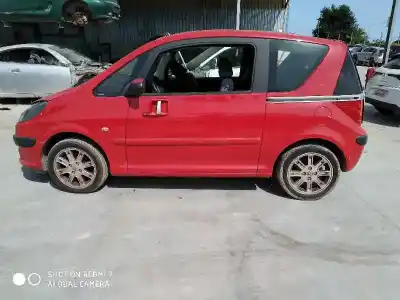 Veículo de Sucata peugeot 1007 sport do ano 2001 alimentado d-9hz