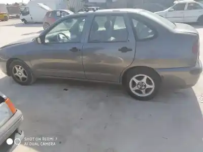 Veículo de Sucata SEAT CORDOBA BERLINA (6K2) Stella do ano 2001 alimentado 