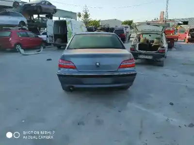 Veículo de Sucata PEUGEOT 406 BERLINA (S1/S2) SRDT do ano 2001 alimentado D-RHZ