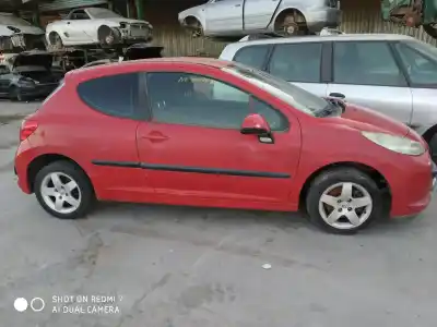 Veículo de Sucata peugeot 207 x-line do ano 2001 alimentado g-8fs