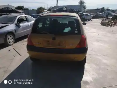 Здавання транспортного засобу renault clio ii fase i (b/cbo) 1.2 року 2001 потужний d7f d7