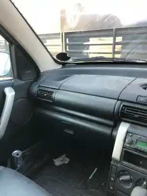 Veicolo di demolizione land rover freelander e dell'anno 2001 alimentato 204d3