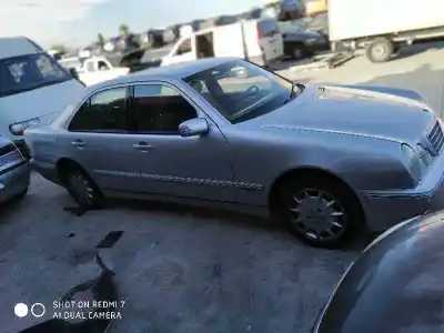 Verschrottungsfahrzeug mercedes                                           clase e (w210) berlina                                                                                                                                                                                                                                     240 (210.061)                                                                                                                                                                                                                                              des jahres 2001 angetrieben g-112914