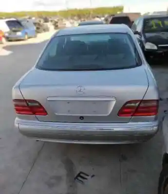 Verschrottungsfahrzeug mercedes                                           clase e (w210) berlina                                                                                                                                                                                                                                     240 (210.061)                                                                                                                                                                                                                                              des jahres 2001 angetrieben g-112914