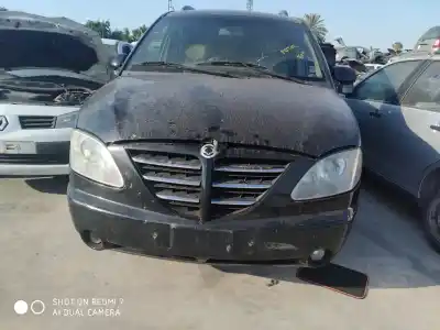 Здавання транспортного засобу ssangyong rodius xdi року 2001 потужний d/d27dt