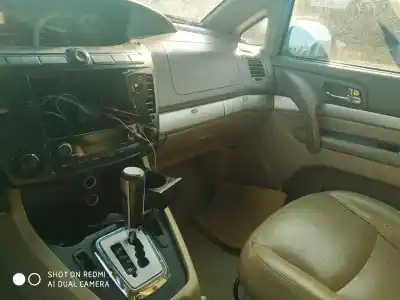 Здавання транспортного засобу ssangyong rodius xdi року 2001 потужний d/d27dt