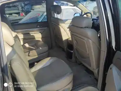 Здавання транспортного засобу ssangyong rodius xdi року 2001 потужний d/d27dt