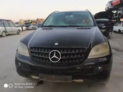 Veículo de Sucata MERCEDES-BENZ CLASE M (W164) 280 / 300 CDI (164.120) 190 CV / 140 KW do ano 2001 alimentado 