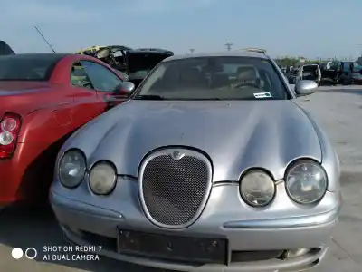 Sloopvoertuig jaguar s-type 2.5 v6 executive van het jaar 2001 aangedreven g/ib
