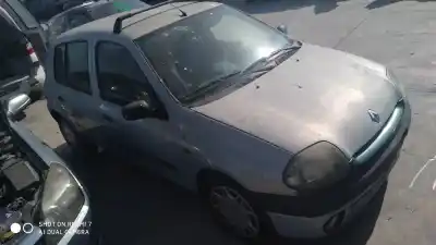 Здавання транспортного засобу renault clio ii fase i (b/cbo) 1.9 d alize року 2001 потужний d-f8q