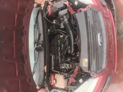 Veículo de Sucata ford focus berlina (cap) ambiente (d) do ano 2001 alimentado hwda