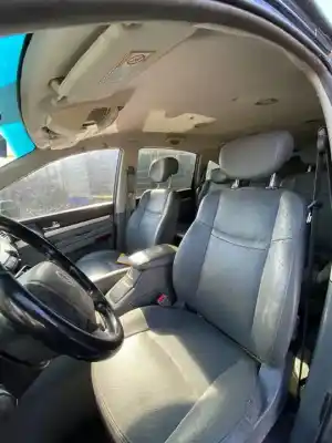 Здавання транспортного засобу ssangyong rodius xdi року 2001 потужний d27dt