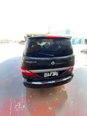 Здавання транспортного засобу ssangyong rodius xdi року 2001 потужний d27dt