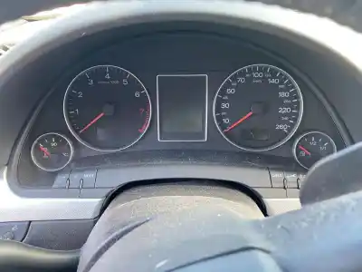 Здавання транспортного засобу audi a4 b7 avant (8ed) 1.8 t року 2001 потужний bfb
