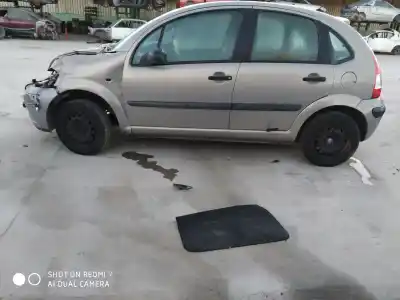 Veículo de Sucata citroen c3 (f desde 11/2001) 1.1 8v do ano 2001 alimentado g-hfx