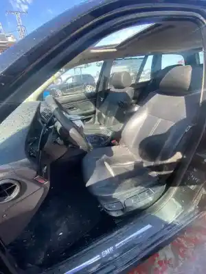 Veículo de Sucata bmw serie 5 touring (e39) 520d do ano 2001 alimentado m47204d1