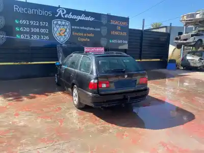 Veículo de Sucata bmw serie 5 touring (e39) 520d do ano 2001 alimentado m47204d1