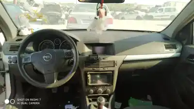 Veículo de Sucata opel astra h berlina enjoy do ano 2001 alimentado z17dth