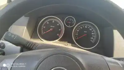 Veículo de Sucata opel astra h berlina enjoy do ano 2001 alimentado z17dth