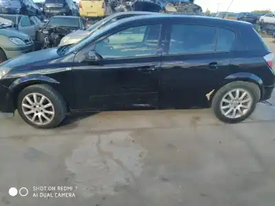 Scrapping Vehicle OPEL ASTRA H BERLINA Sport 125 CV / 92 KW of the year 2001 powered Z18XE