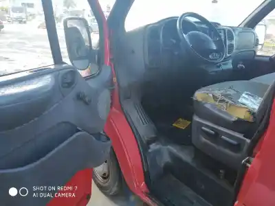 Здавання транспортного засобу ford transit mod. 2000 combi ft 300 2.0 medio року 2001 потужний 