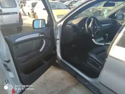 Sloopvoertuig bmw x5 (e53) 4.4i automático 320 cv / 235 kw van het jaar 2001 aangedreven 