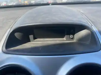 Здавання транспортного засобу opel corsa d selective року 2011 потужний a12xer