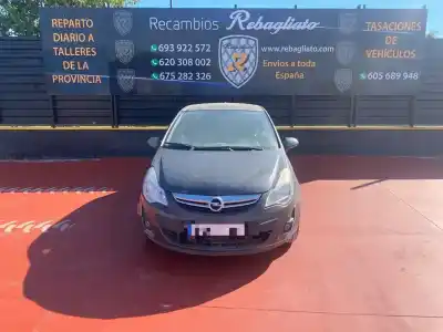 Здавання транспортного засобу opel corsa d selective року 2011 потужний a12xer