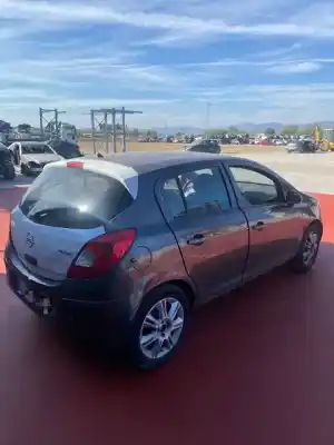 Здавання транспортного засобу opel corsa d selective року 2011 потужний a12xer