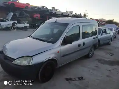 Scrapping Vehicle opel combo tour of the year 2001 powered d-y17dt