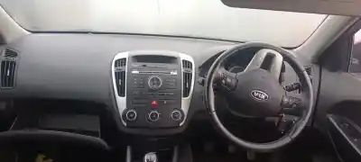 Scrapping Vehicle kia cee´d active of the year 2001 powered g4fc