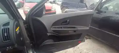 Scrapping Vehicle kia cee´d active of the year 2001 powered g4fc