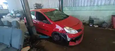 Scrapping Vehicle renault clio iii emotion of the year 2001 powered  Scrapping Vehicle renault clio iii emotion of the year 2001 powered