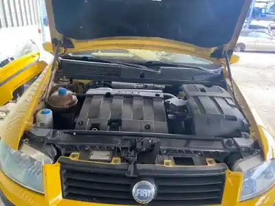 Scrapping Vehicle fiat stilo (192) 1.6 16v of the year 2001 powered 182b6000