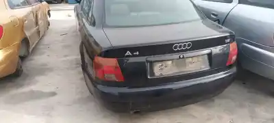 Veicolo di demolizione AUDI A4 BERLINA (B5) 1.8 dell'anno 2001 alimentato G-ADR