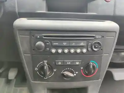 Scrapping Vehicle citroen c4 coupe collection of the year 2001 powered d-9hy