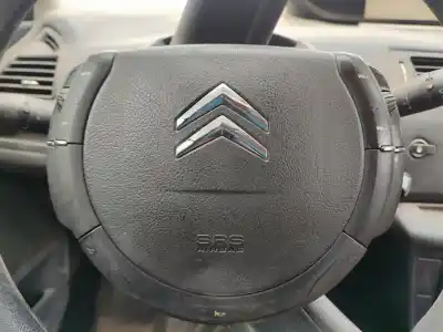 Scrapping Vehicle citroen c4 coupe collection of the year 2001 powered d-9hy