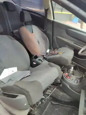 Scrapping Vehicle citroen c4 coupe collection of the year 2001 powered d-9hy