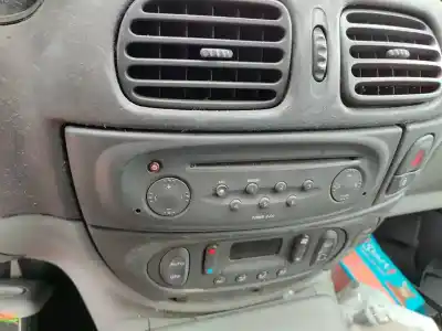Здавання транспортного засобу renault scenic (ja..) 1.9 dci authentique року 2001 потужний f9q732