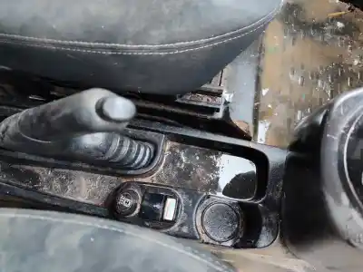 Veículo de Sucata fiat qubo (300) my qubo do ano 2012 alimentado 199a9000