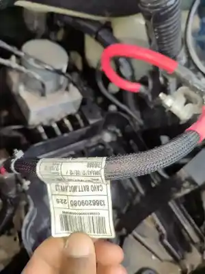 Veículo de Sucata fiat qubo (300) my qubo do ano 2012 alimentado 199a9000