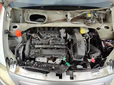 Veicolo di demolizione citroen c3 1.4 16v sensodrive x-tr dell'anno 2001 alimentato kfu